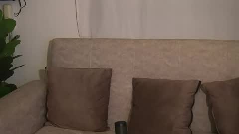 Snapshot of thin_tommy11 chatting on November 26, 2:23 am thin_tommy11 online show from November 26, 2:23 am