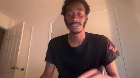 thirdlegkenny online show from November 17, 2:50 am