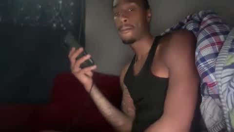 Snapshot of thirdlegkenny chatting on March 15, 12:44 pm thirdlegkenny online show from March 15, 12:44 pm