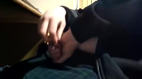 Snapshot of thisdixforyou chatting on January 13, 8:37 am thisdixforyou online show from January 13, 8:37 am