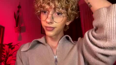 Damiano online show from April 19, 10:56 pm