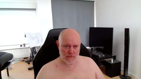 thomas806035 online show from August 7, 7:21 am