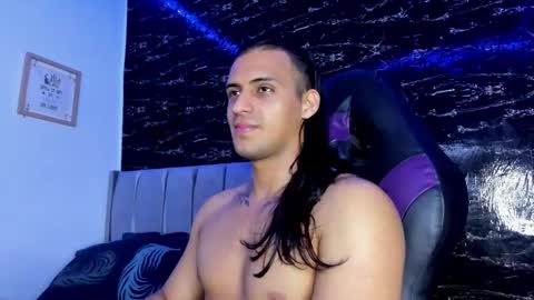 Thomas online show from November 16, 12:16 am