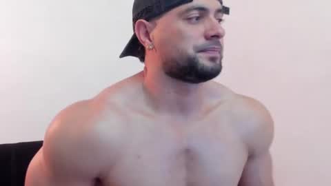 Snapshot of thomas_brandon chatting on July 9, 4:55 pm Thomas Brandon online show from July 9, 4:55 pm