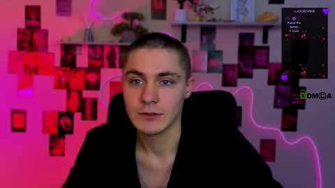 thomas_crow online show from February 23, 9:39 am