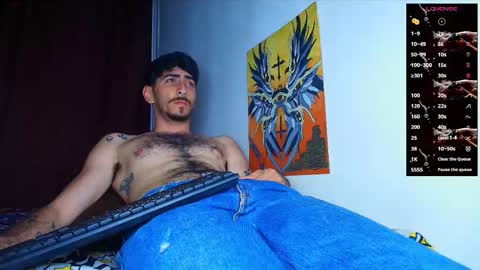 Snapshot of thomas_ks11 chatting on November 7, 1:05 am thomas_ks11 online show from November 7, 1:05 am