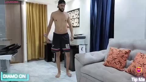 Snapshot of thomas_redcol chatting on September 24, 7:39 pm Thomas online show from September 24, 7:39 pm