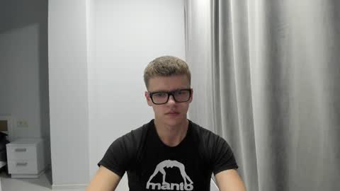 Tomas online show from December 2, 12:09 am