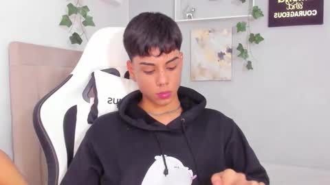 Thomas online show from November 13, 5:17 am