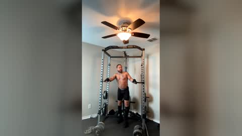 Snapshot of thomasgwhitecft chatting on May 16, 4:06 pm FatherTime online show from May 16, 4:06 pm