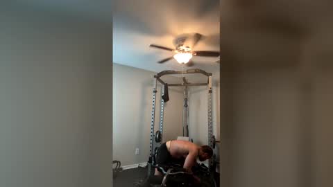 Snapshot of thomasgwhitecft chatting on May 26, 12:56 pm FatherTime online show from May 26, 12:56 pm