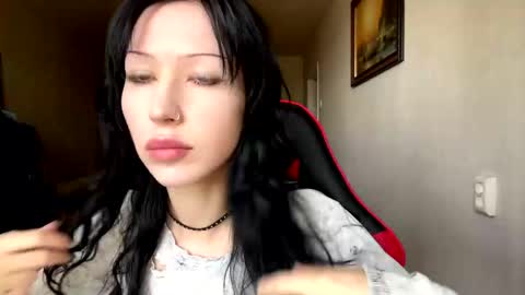 Snapshot of thomasinakettl chatting on May 11, 6:08 am Marry online show from May 11, 6:08 am