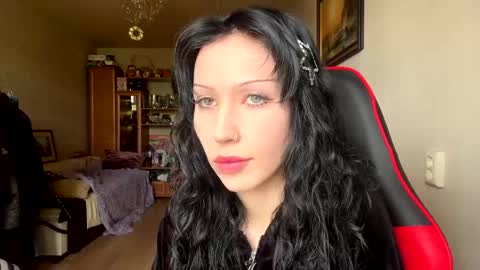 Snapshot of thomasinakettl chatting on May 21, 6:09 am Marry online show from May 21, 6:09 am