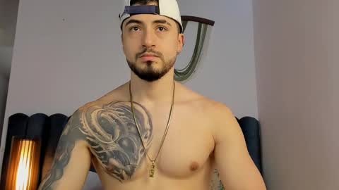 sweetfit boy online show from February 19, 7:43 pm