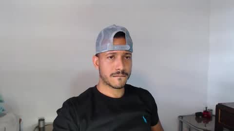 Snapshot of thommerxxx chatting on September 25, 3:49 pm Thom online show from September 25, 3:49 pm