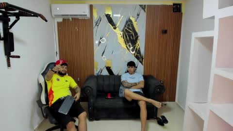 thomson_hot01 online show from March 27, 5:24 am