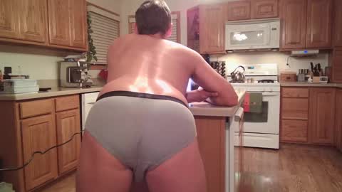 Snapshot of thongguy2021 chatting on October 9, 1:36 am thongguy 2021 online show from October 9, 1:36 am