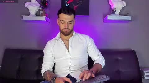 thor_evans online show from November 29, 11:30 pm