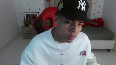 Snapshot of thor_fox723 chatting on March 1, 5:26 pm THOR online show from March 1, 5:26 pm