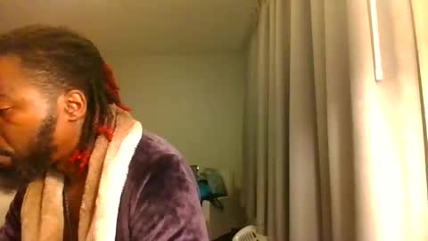 Snapshot of thotyboy68 chatting on February 10, 8:42 am Thotyboy online show from February 10, 8:42 am