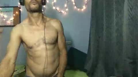 threelion online show from April 2, 4:10 am