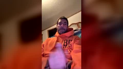 throbbing8585 online show from June 23, 4:54 am