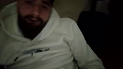 Snapshot of thug__ chatting on December 8, 2:09 pm HugeJuicy online show from December 8, 2:09 pm