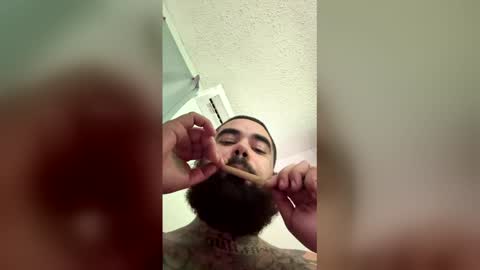 Snapshot of thugnasty512 chatting on March 2, 8:43 am thugnasty512 online show from March 2, 8:43 am