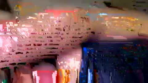 Snapshot of thunderflash73 chatting on June 22, 7:05 am Little Wolf online show from June 22, 7:05 am