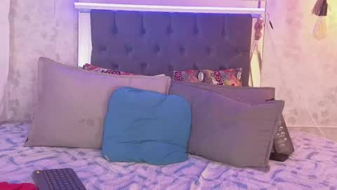   online show from May 13, 3:59 am