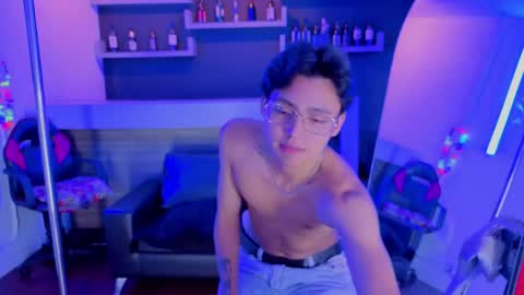   online show from May 31, 3:58 am