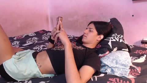 Snapshot of tianiiss_sweet chatting on June 6, 3:50 pm Tiana online show from June 6, 3:50 pm