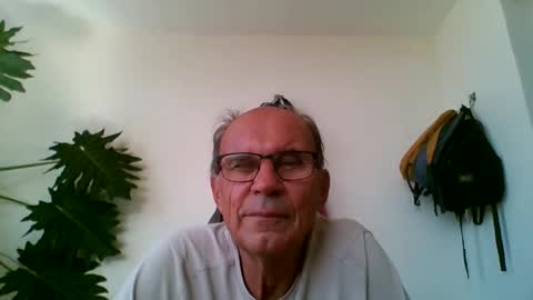 Snapshot of tiaretiareopui chatting on November 2, 10:50 am tiaretiareopui online show from November 2, 10:50 am