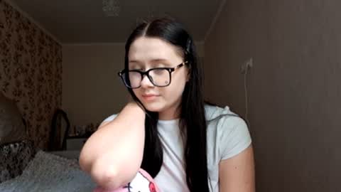 Snapshot of tiastinner chatting on June 15, 8:05 am Margo online show from June 15, 8:05 am