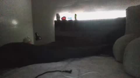 Snapshot of tiberiusblu chatting on March 5, 7:05 am tiberiusblu online show from March 5, 7:05 am