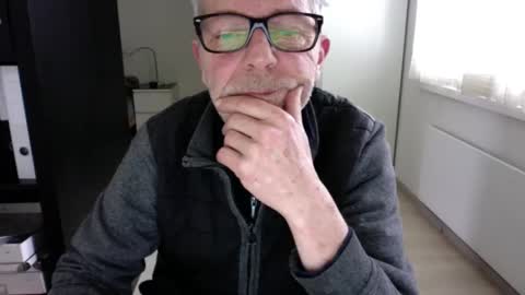 tiburzio online show from February 11, 12:16 pm