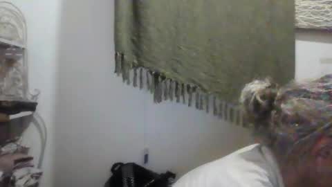 tiddles12345 online show from May 28, 5:43 pm