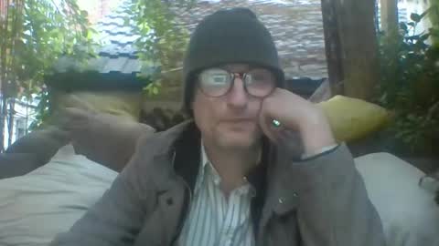 tiddles12345 online show from May 31, 4:09 am