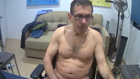 Snapshot of tied__up chatting on December 10, 2:28 pm JustMe online show from December 10, 2:28 pm