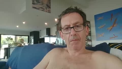 Snapshot of tied__up chatting on December 31, 5:07 pm JustMe online show from December 31, 5:07 pm