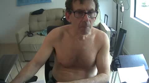 Snapshot of tied__up chatting on February 13, 9:49 pm JustMe online show from February 13, 9:49 pm