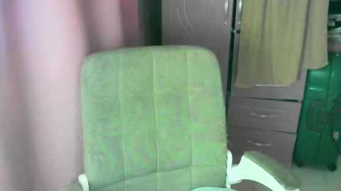 Snapshot of tifanny_foxdoll chatting on December 3, 9:56 pm Goddess Tifanny online show from December 3, 9:56 pm