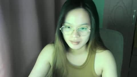 Snapshot of tifanny_foxdoll chatting on December 13, 7:32 pm Goddess Tifanny online show from December 13, 7:32 pm
