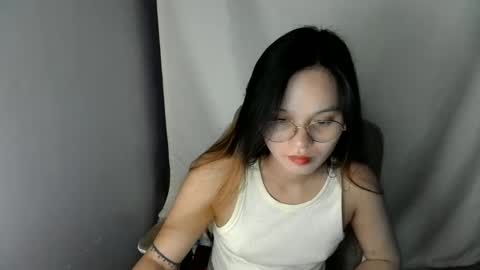 Snapshot of tifanny_foxdoll chatting on March 5, 8:10 pm Goddess Tifanny online show from March 5, 8:10 pm