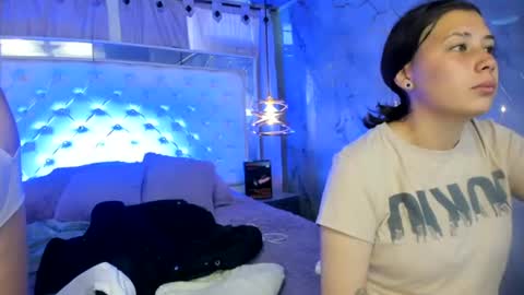 Tifanny y Vale online show from July 23, 12:36 pm