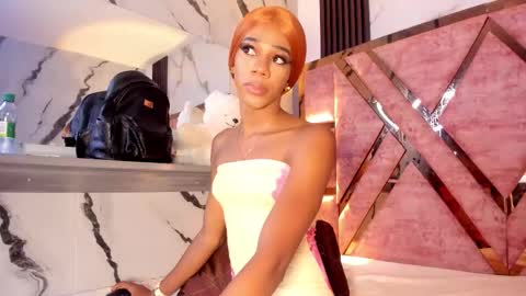 Tifanny online show from January 17, 6:33 pm