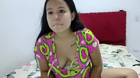 Snapshot of tifany_peres chatting on July 13, 12:24 am tifany_peres online show from July 13, 12:24 am