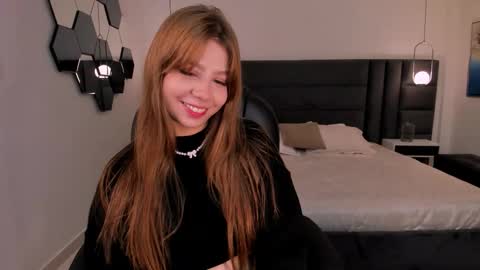 Tiffanny Sins online show from February 26, 3:05 am