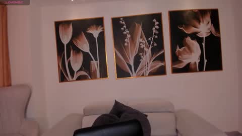 Tiffanny Sins online show from March 6, 11:28 am