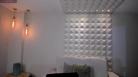 Tiffanny Sins online show from March 14, 3:23 am